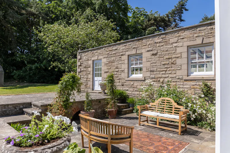 Stunning Yorkshire Queen Anne, A1616 (photo 45)
