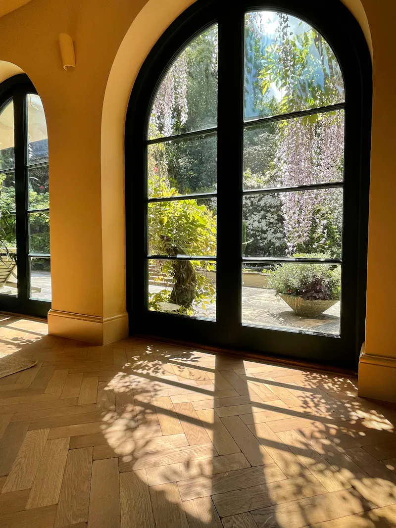 Mediterranean Dorking villa, D2742 (photo 30)