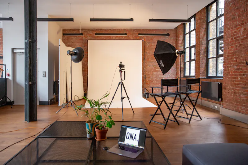 Loft studio in Old Street, N547 (photo 11)