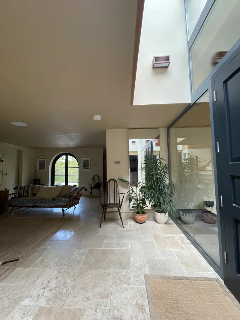 Mediterranean Dorking villa, D2742 (photo 6)