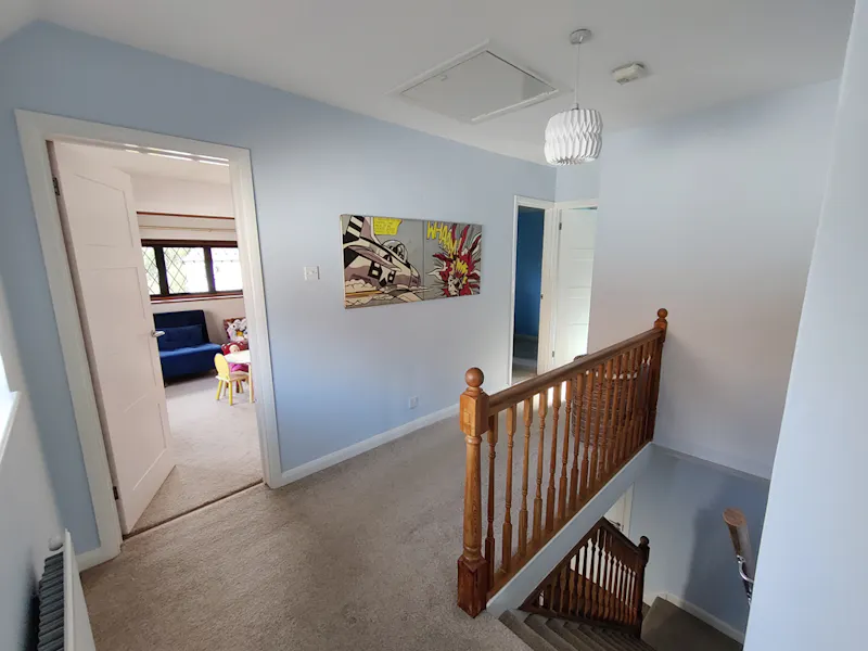 Landing at 1950s Epsom family home, D2748 (photo 13)