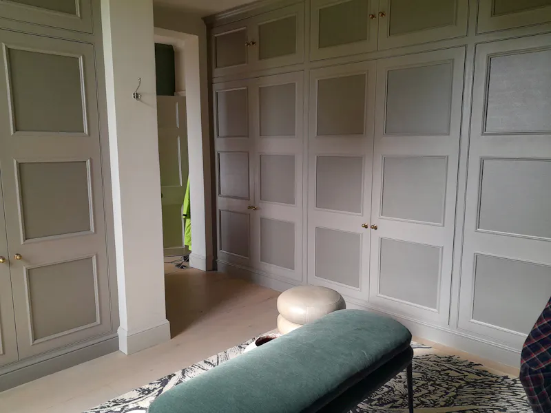 Dressing room at Restored Cotswold Manor House, A1617 (photo 25)