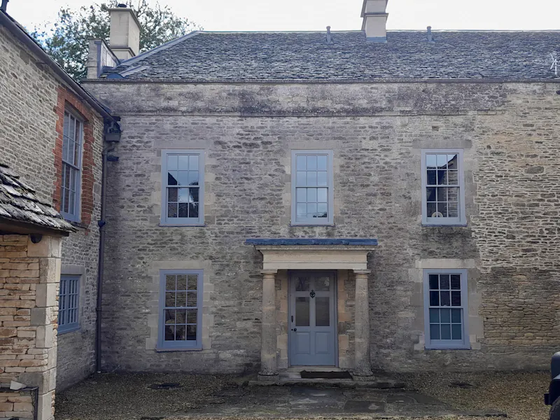Stable / Outbuildings at Restored Cotswold Manor House, A1617 (photo 43)