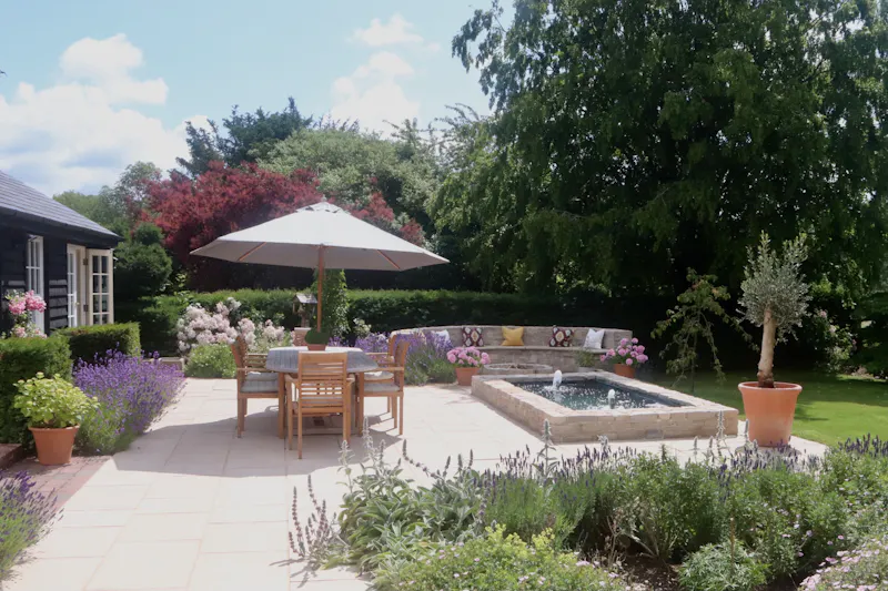 Terrace/Patio at Barn conversion in Swanmore, D2743 (photo 67)
