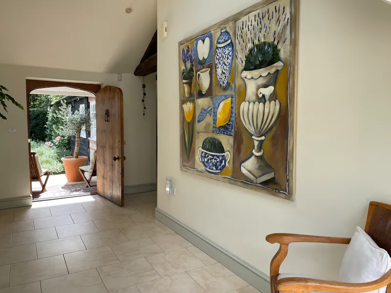 Corridor at Barn conversion in Swanmore, D2743 (photo 1)