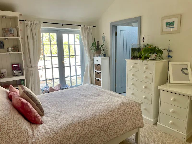 Barn conversion in Swanmore, D2743 (photo 32)