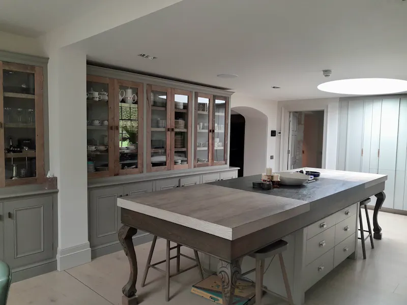 Restored Cotswold Manor House, A1617 (photo 16)