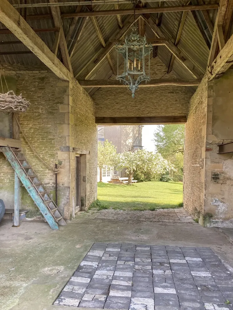Restored Cotswold Manor House, A1617 (photo 45)