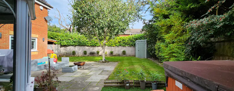 Sindlesham cul-de-sac home, D2746 (photo 18)
