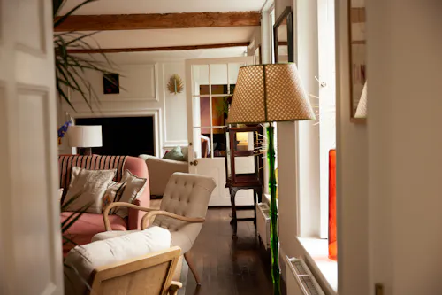 Farmhouse Hotel in Deal, R869