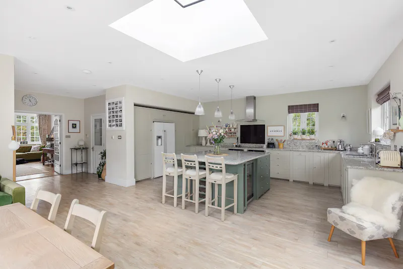 1930's Bromley Family Home, D2906 (photo 7)