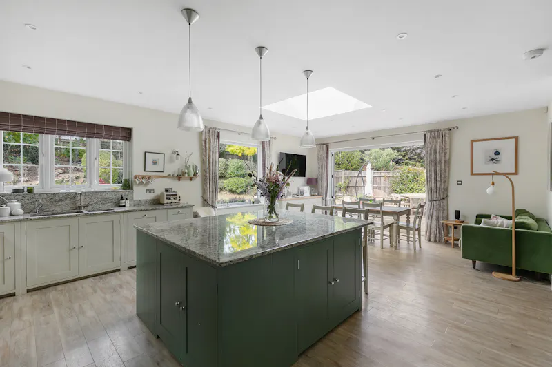 1930's Bromley Family Home, D2906 (photo 8)