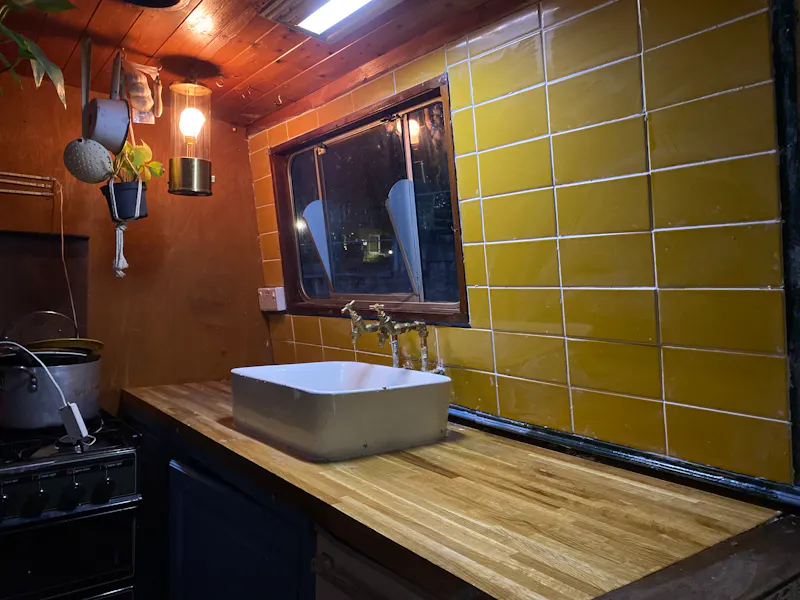 Traditional Narrowboat, HSE29 (photo 7)