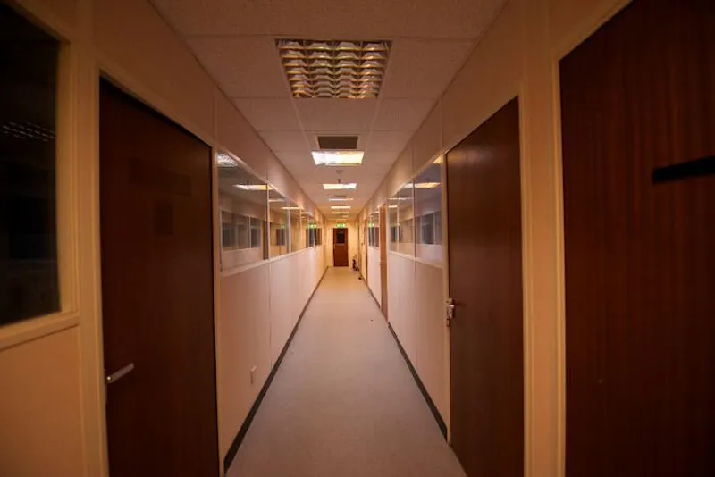 Corridor at Vacant Gothic mansion in Bucks, M283 (photo 14)