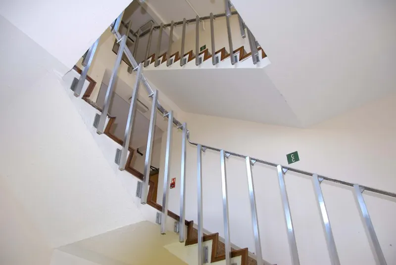 Staircase at Vacant Gothic mansion in Bucks, M283 (photo 31)