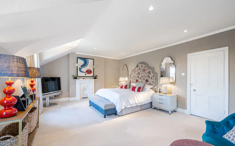Bedroom at Stylish Wandsworth townhouse, B2030 (photo 16)