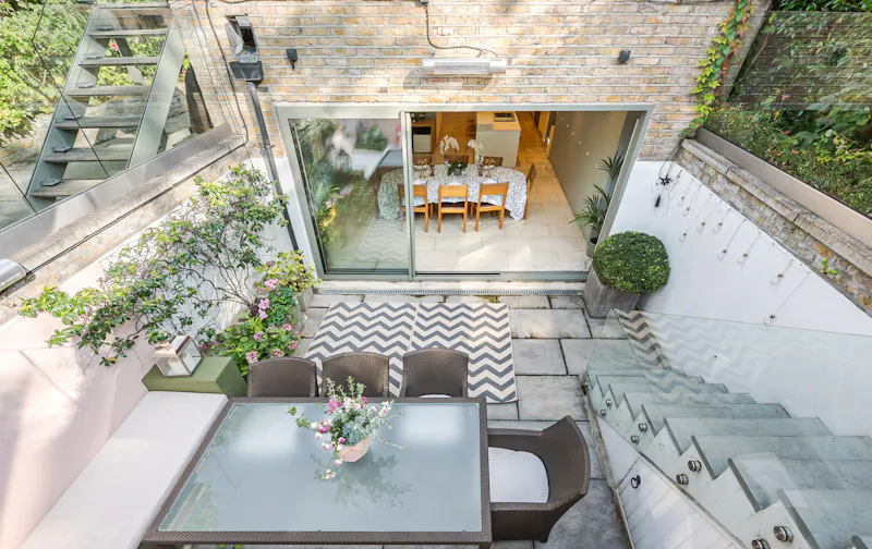 Stylish Wandsworth townhouse, B2030 (photo 30)
