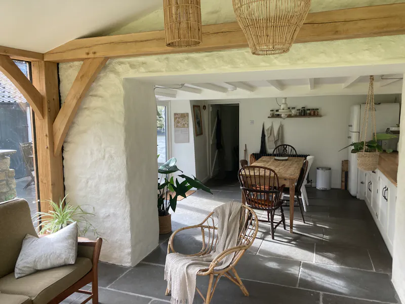 Open plan at Natural cottage near Bristol, CH125 (photo 6)
