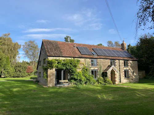 Natural cottage near Bristol, CH125