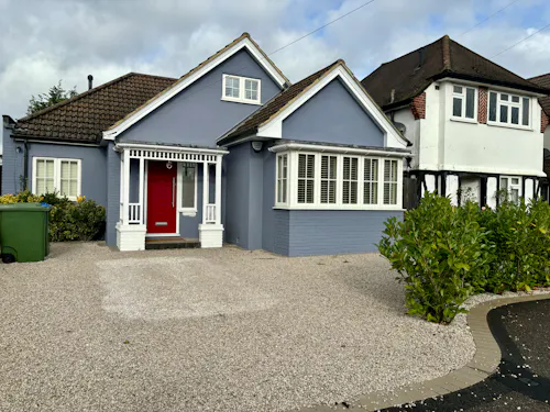 Pretty blue Hersham home, D2754