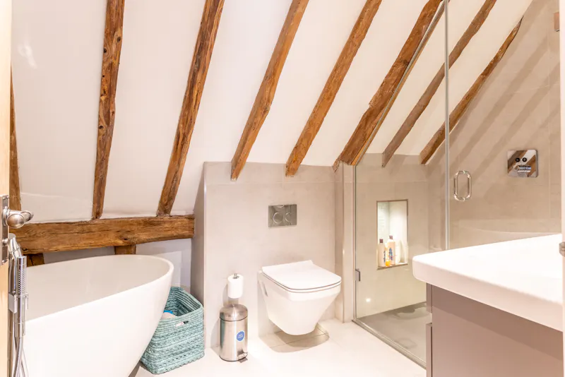 Bathroom at Whempstead barn conversion, D2750 (photo 42)