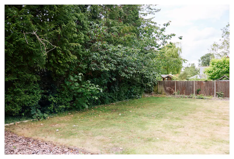 Large Watford Heath family home, D2751 (photo 47)