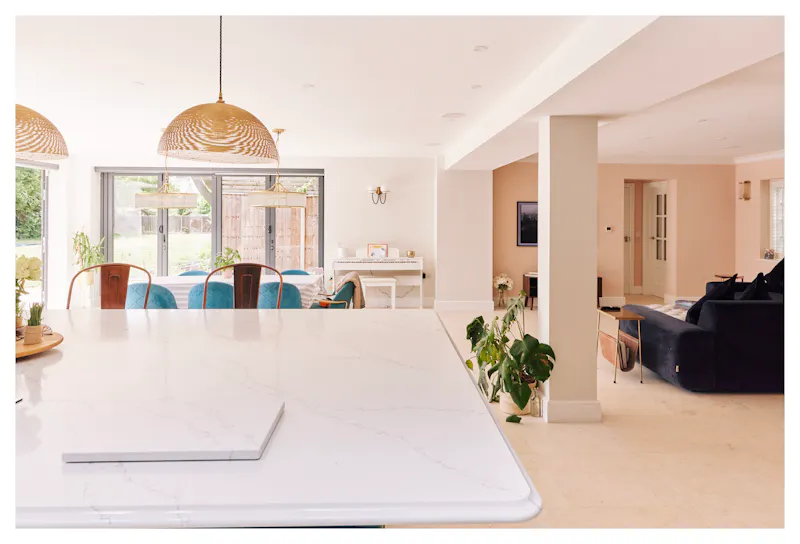 Large Watford Heath family home, D2751 (photo 10)
