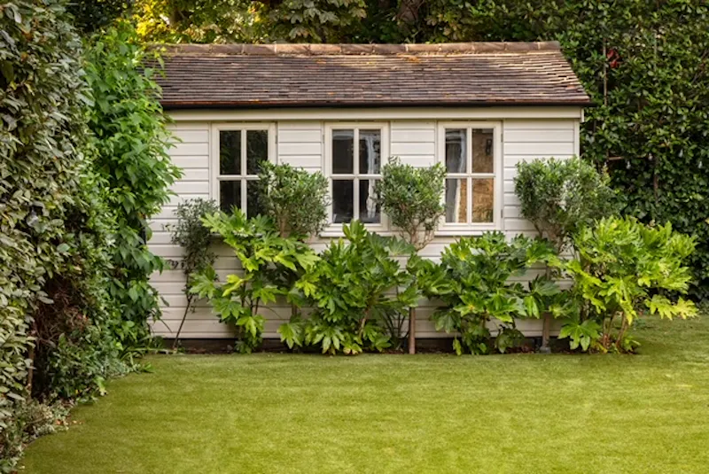 Shed at Stylish Wandsworth family house, E346 (photo 24)