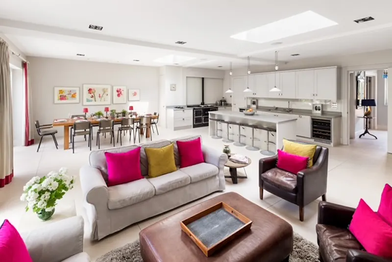 Open plan at Stylish Wandsworth family house, E346 (photo 6)