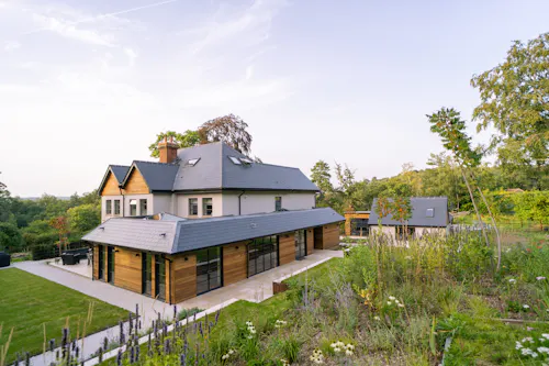 Modern Churt country house, D2758