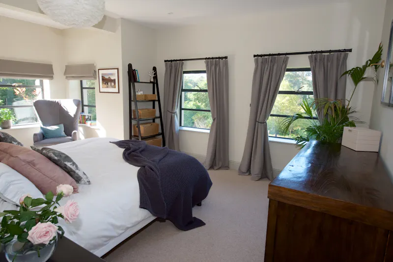 Bedroom at Modern Churt country house, D2758 (photo 36)