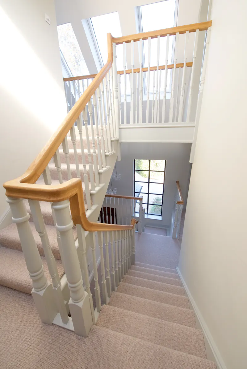 Staircase at Modern Churt country house, D2758 (photo 28)