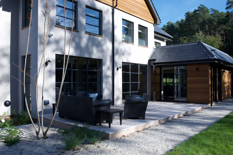 Terrace/Patio at Modern Churt country house, D2758 (photo 51)