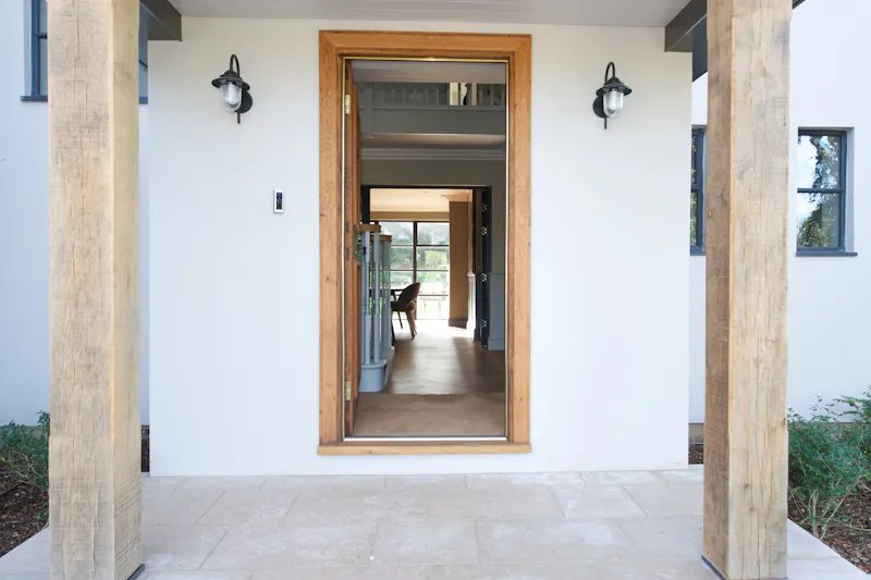 Modern Churt country house, D2758 (photo 2)