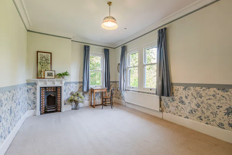 Bedroom at Dorking Country House, B2033 (photo 18)