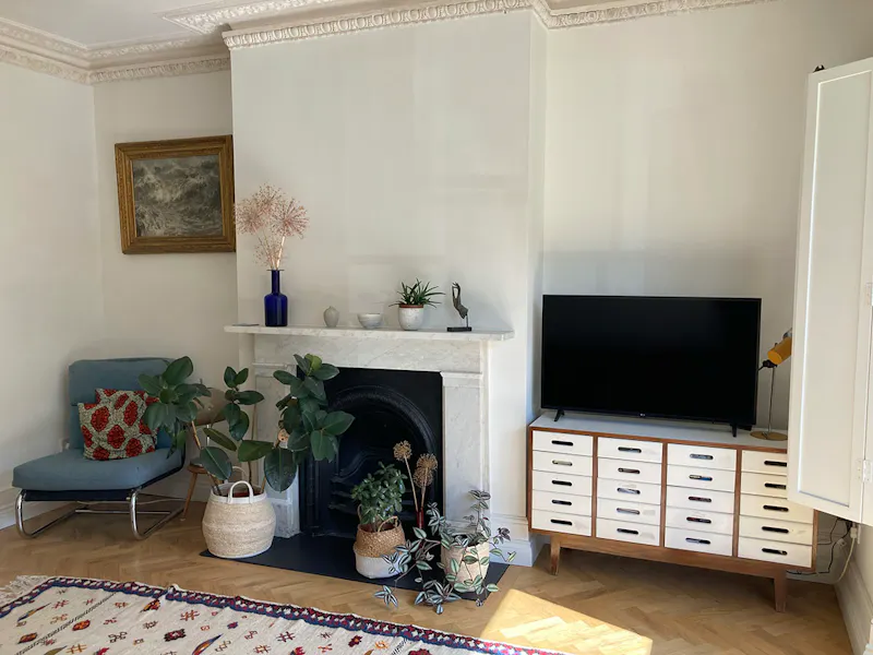 Fireplace at East Finchley Family Home, B2032 (photo 4)