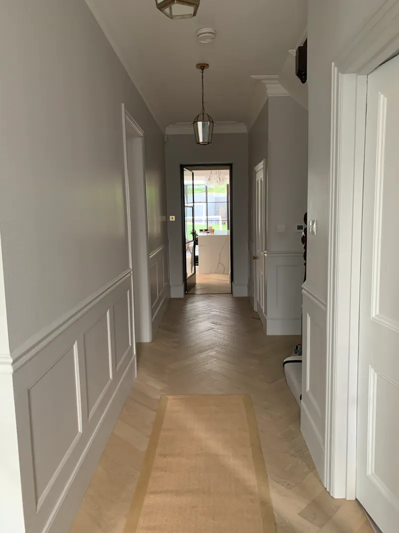 Corridor at Edwardian semi in Clapham, E549 (photo 11)