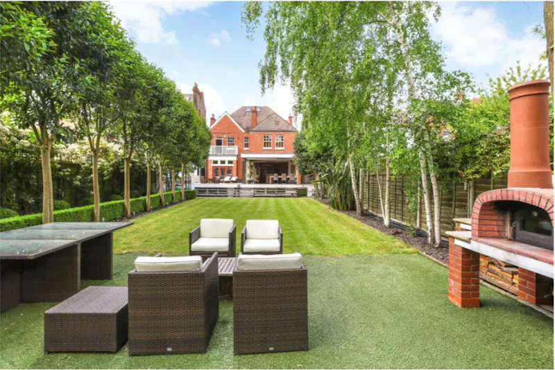 Garden at Ealing Common detached home, B2034 (photo 14)