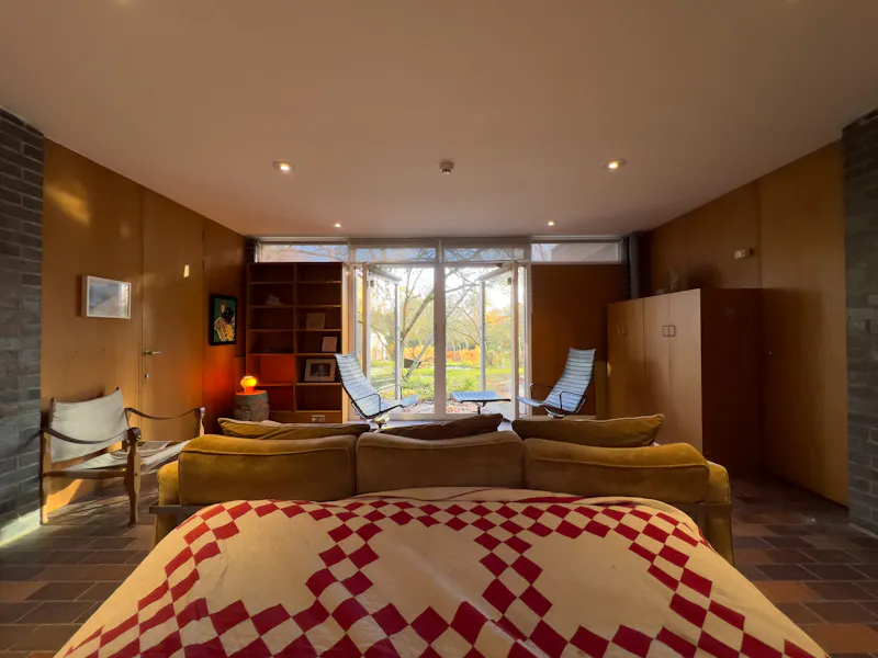 French doors at Mid-century Wiltshire Retreat, K499 (photo 16)