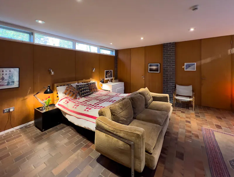 Mid-century Wiltshire Retreat, K499 (photo 18)