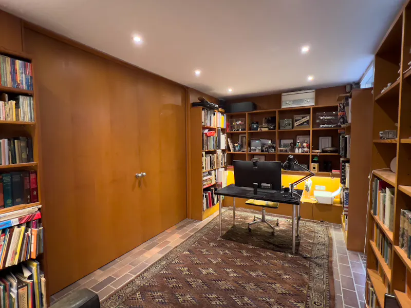 Mid-century Wiltshire Retreat, K499 (photo 8)