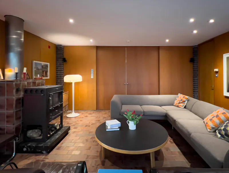 Living Room at Mid-century Wiltshire Retreat, K499 (photo 14)