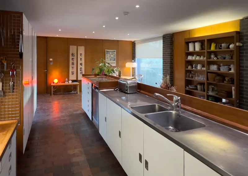 Mid-century Wiltshire Retreat, K499 (photo 6)