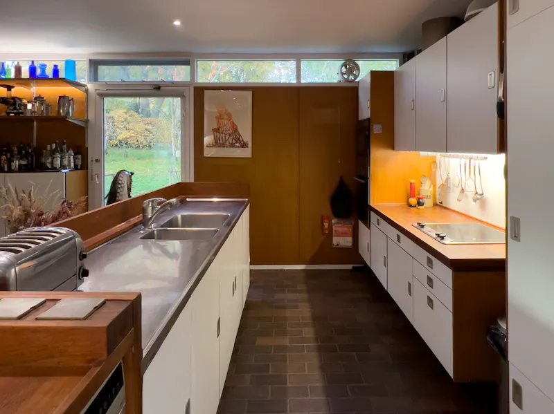 Mid-century Wiltshire Retreat, K499 (photo 5)