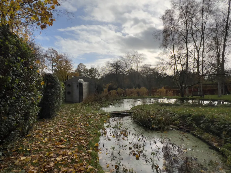 Mid-century Wiltshire Retreat, K499 (photo 36)