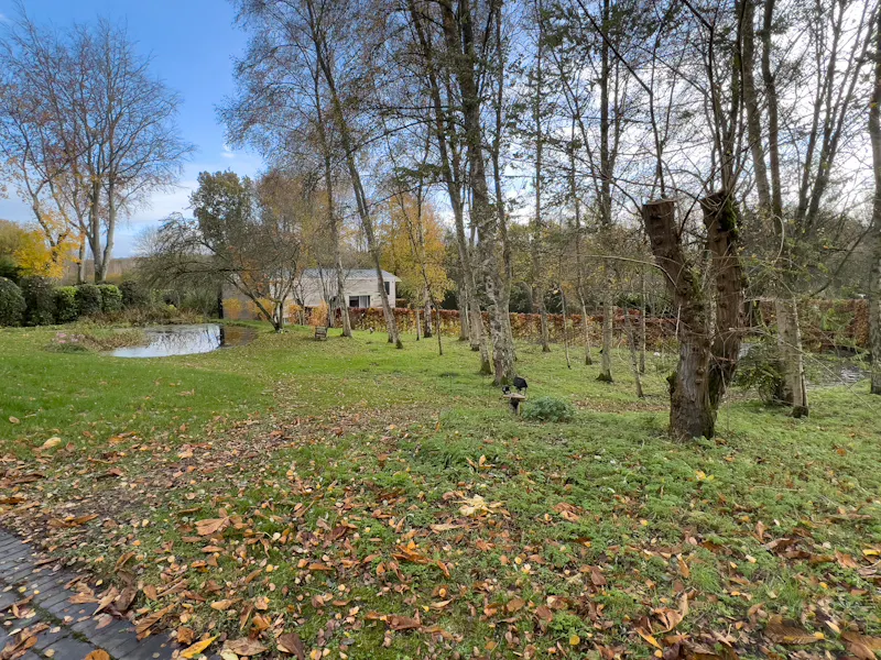 Mid-century Wiltshire Retreat, K499 (photo 37)