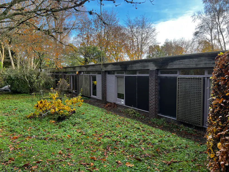 Mid-century Wiltshire Retreat, K499 (photo 28)