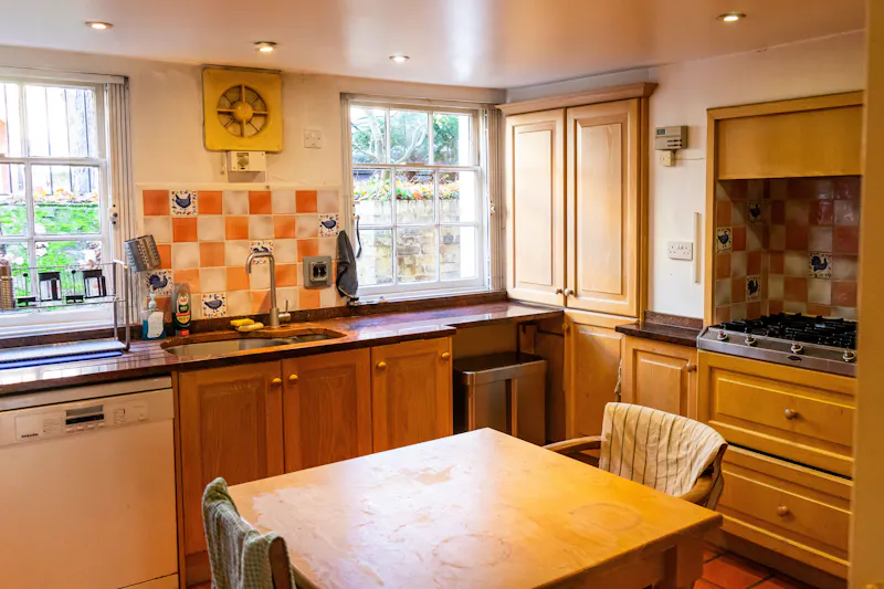 Kitchen at Georgian Camberwell townhouse, A1469 (photo 26)