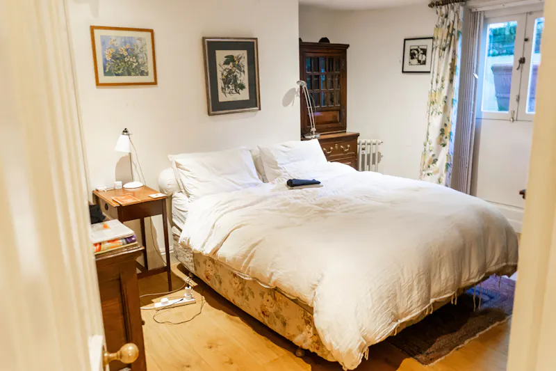 Bedroom at Elegant Camberwell townhouse, A1445 (photo 32)