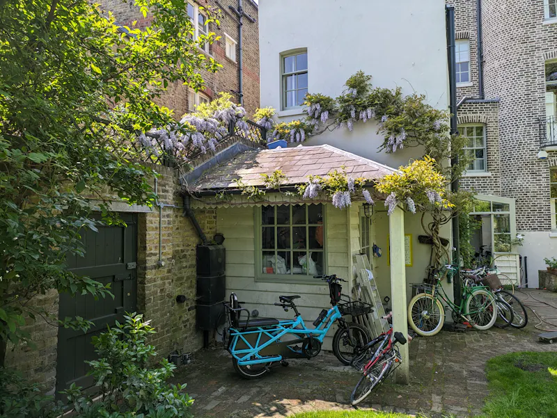 Elegant Camberwell townhouse, A1445 (photo 40)